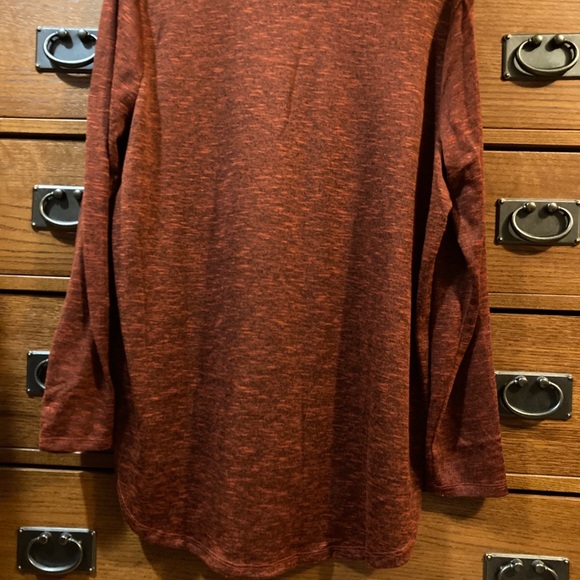 ๐ Faded Glory (1X - 16W) L/S sheer orange tunic - Picture 3 of 11